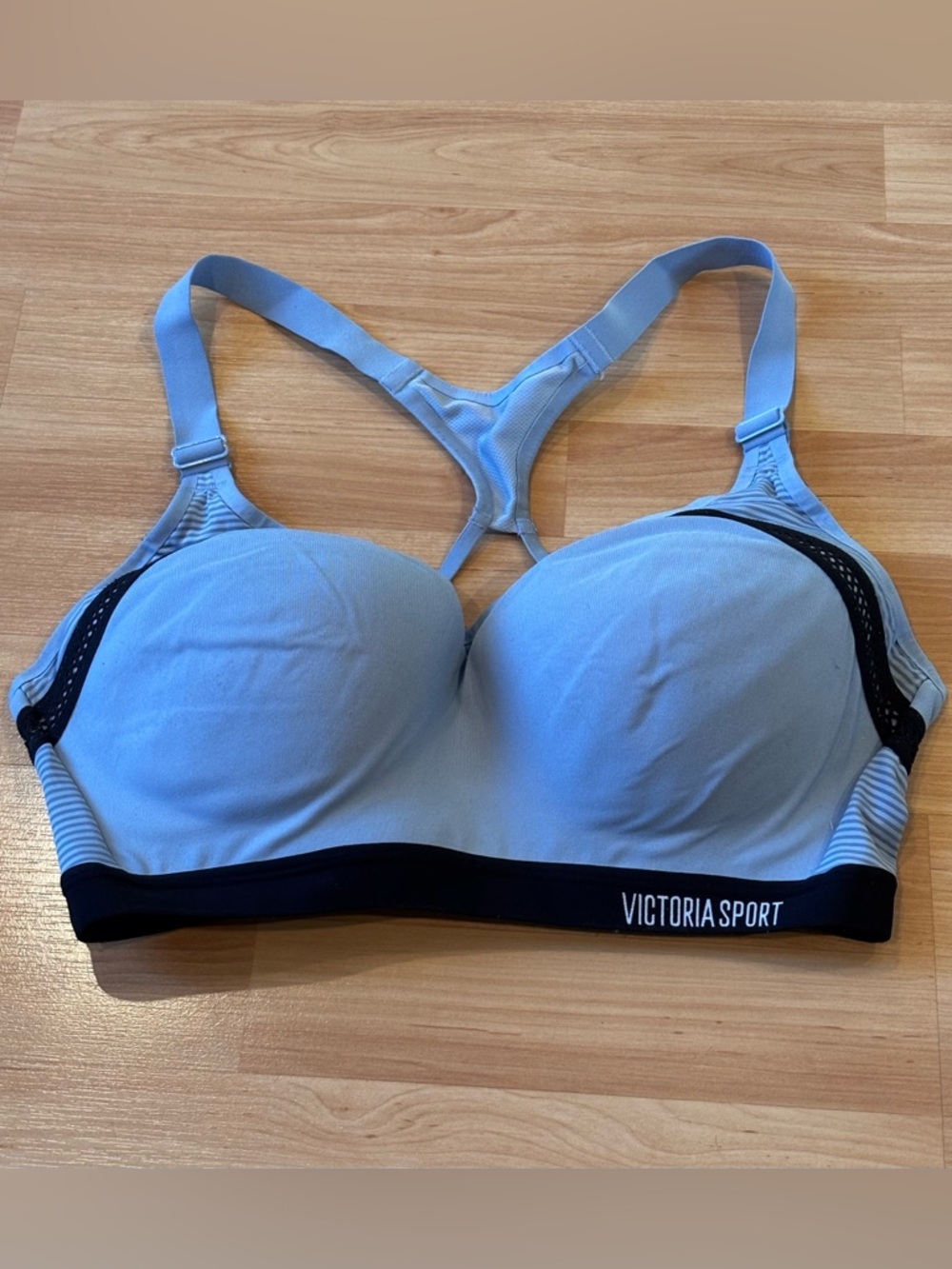 Victoria Sport Light Blue Incredible Sports Bra